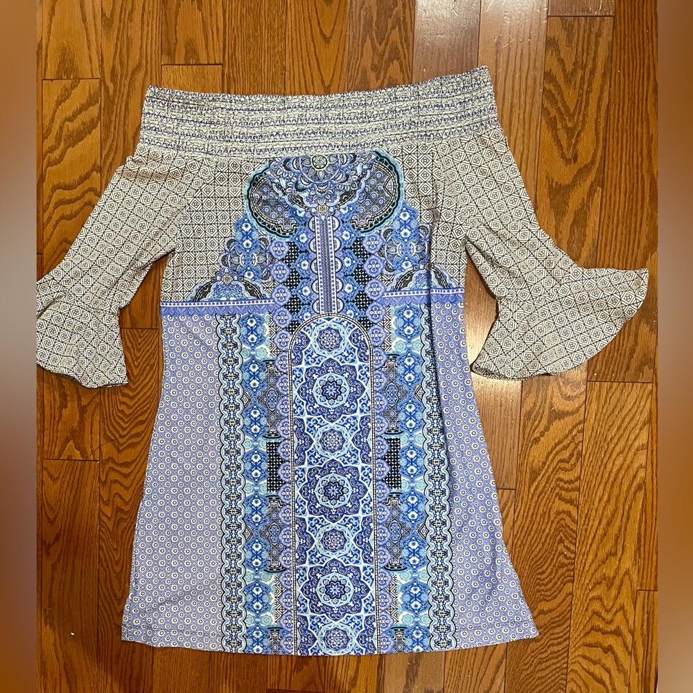 NWT- blue & white off the shoulder dress by Cabana Life in size small